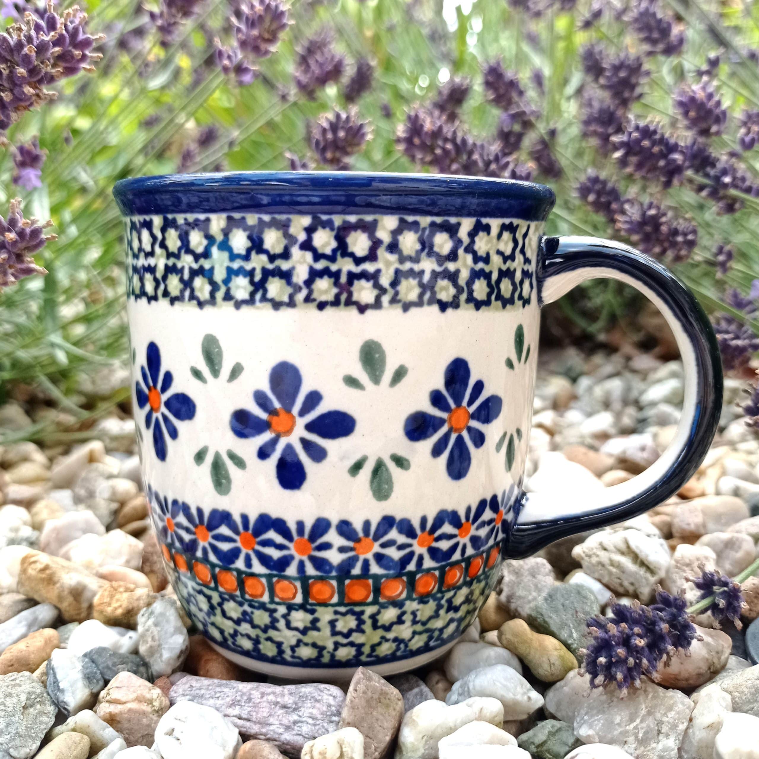 ceramic mug, handmade pottery, coffee cup, Boleslawiec kubek ceramiczny w ogrodzie