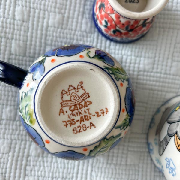ceramika bolesławiec, bolesławiec, bolesławiec, ceramika, filiżanka bolesławiec, kubki bolesławiec, porcelana bolesławiec, polska ceramika, unikat, ceramika, boleslawiec, uniceramik, manufaktura, ceramika artystyczna, zakłady ceramiczne, zakłady bolesławiec, prezent, pomysł na prezent, prezenty firmowe